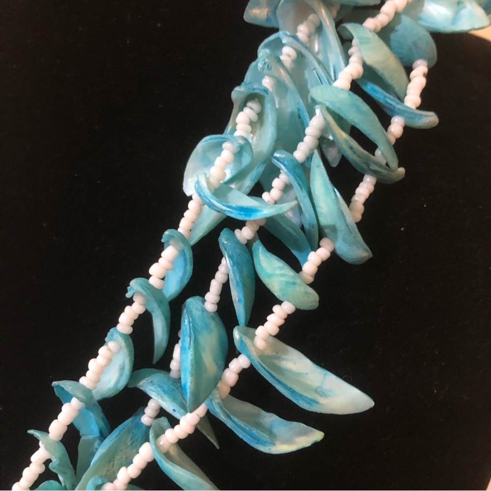 3 Strand Turquoise & White Beaded SeaShell Necklace Ocean Beach Summer 2… - Picture 2 of 5
